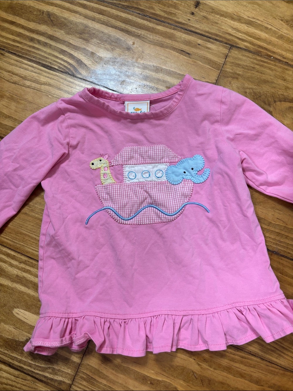 Stitchy Fish Size 2T Pink Long Sleeve Ruffle Top w/Boat & Animals